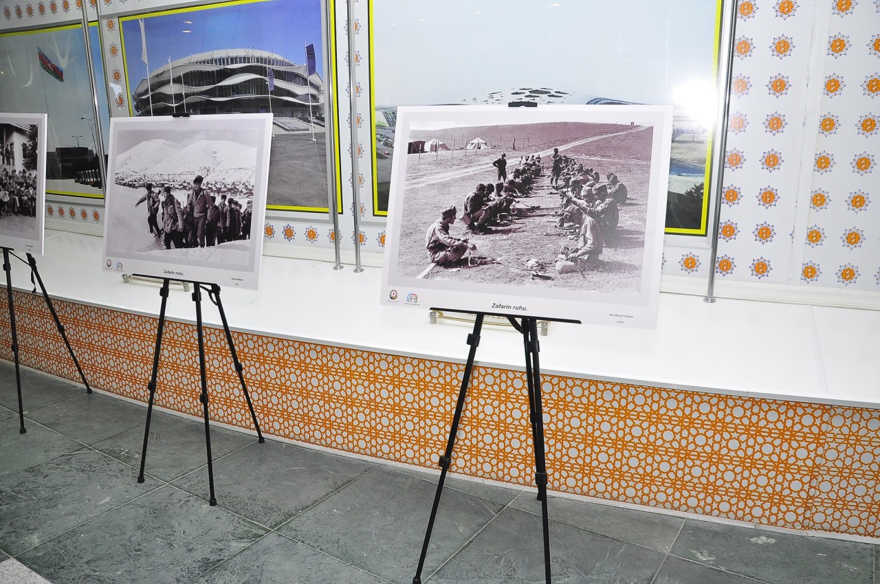 Ağstafada "Zəfərin Ruhu" adlı səyyar rəsm və foto sərgisinin açılışı oldu - FOTOLAR